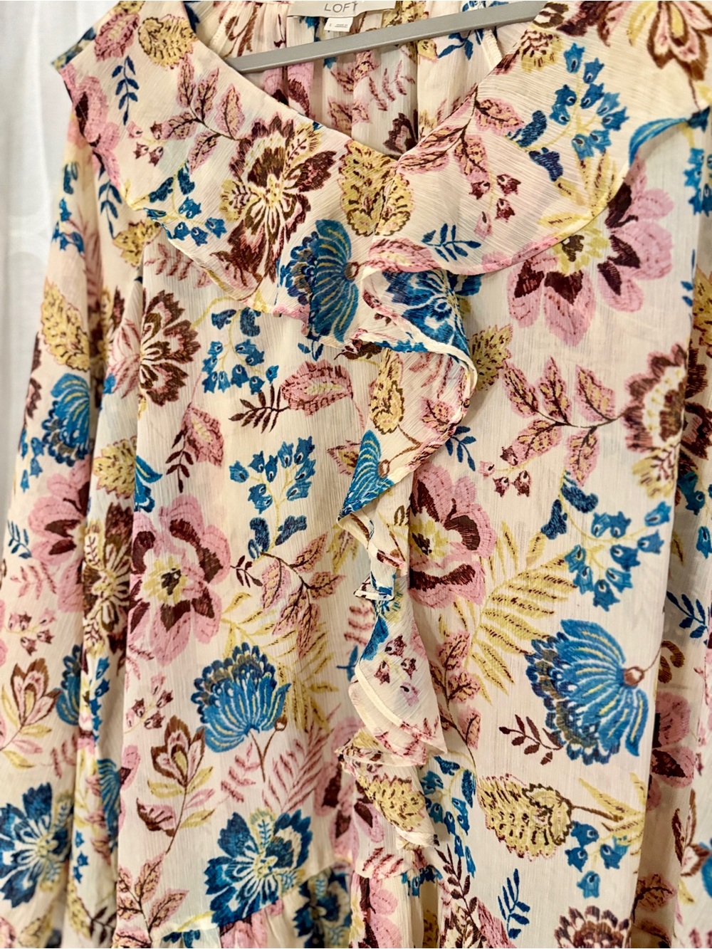 LOFT Floral Sheer Ruffle Hem Tunic Blouse Large - Picture 6 of 16
